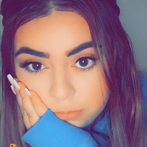 Meet your Posher, Diana